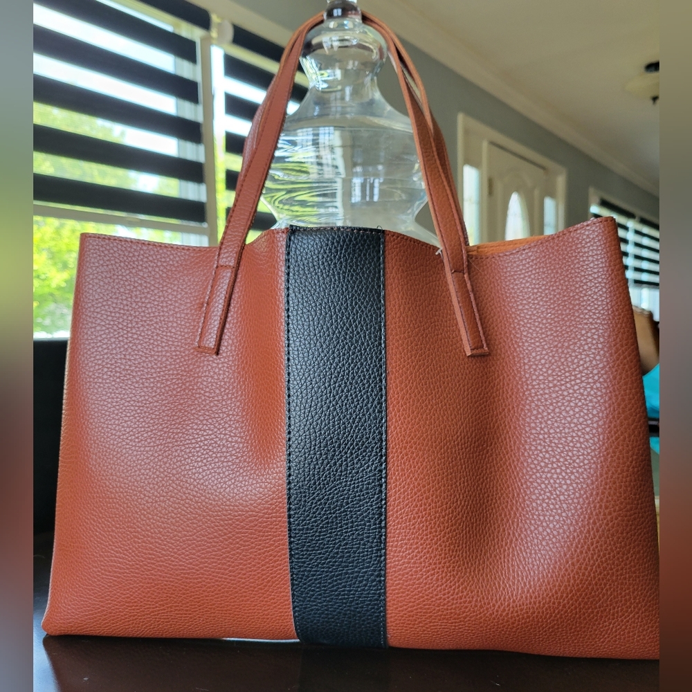New!! VINCE CAMUTO TOTE NWOT!!!